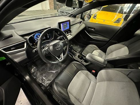 Used 2023 Toyota Corolla XSE FWD image 16