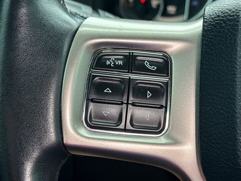 Used 2018 RAM 1500 Laramie w/ Convenience Group image 14