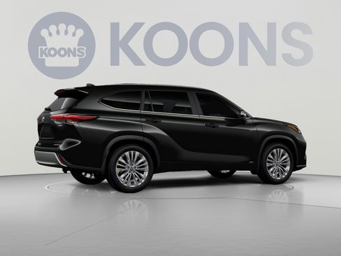 New 2026 Toyota Highlander Platinum AWD/4WD image 14