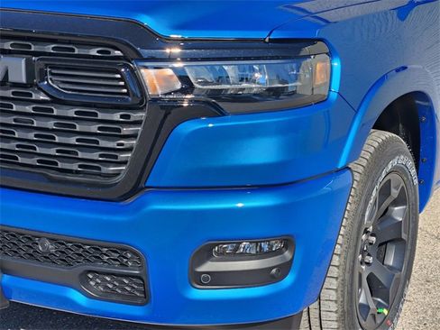 New 2026 RAM 1500 4x4 Crew Cab image 6