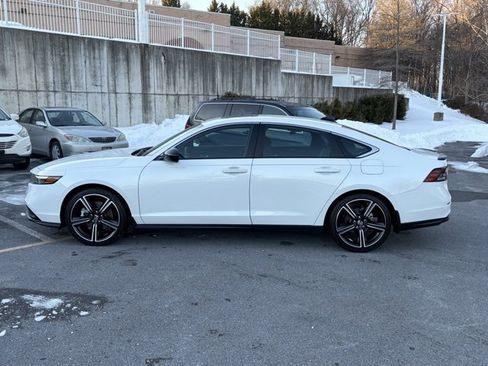 Certified 2024 Honda Accord Sport image 4