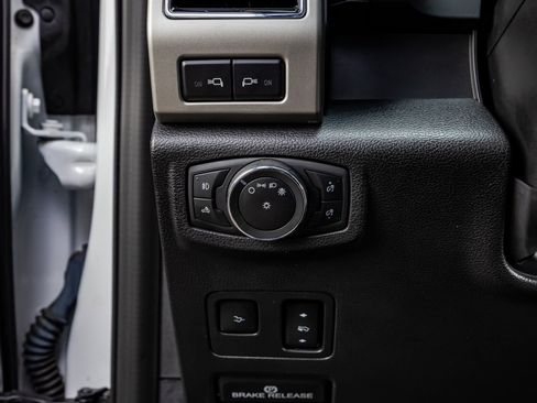 Used 2021 Ford F250 Lariat w/ Lariat Ultimate Package image 21