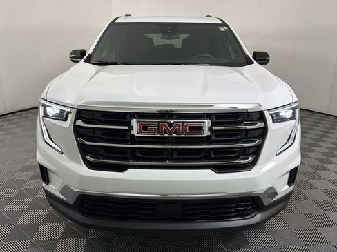 New 2025 GMC Acadia Elevation image 2