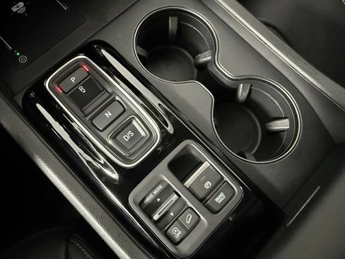 Used 2024 Honda Pilot EX-L image 25