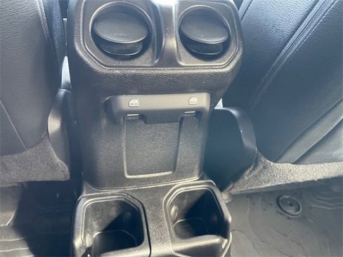Used 2021 Jeep Wrangler Unlimited Sport image 18
