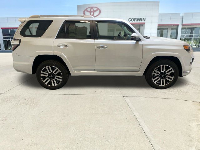 Used 2024 Toyota 4Runner Limited AWD/4WD image 10
