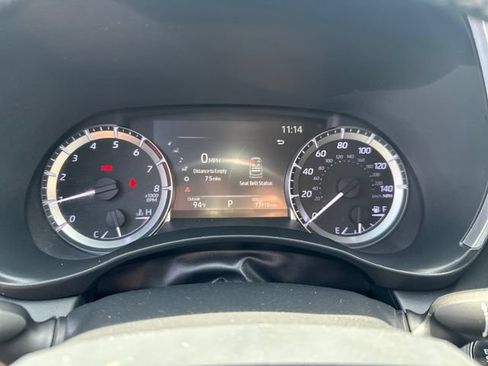 Used 2023 Toyota Highlander XSE FWD image 15