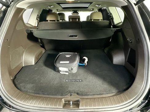 Used 2023 Hyundai Santa Fe Limited image 34