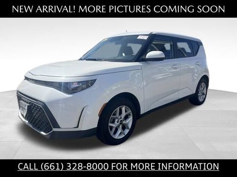 Used 2025 Kia Soul LX w/ LX Technology Package FWD image 1