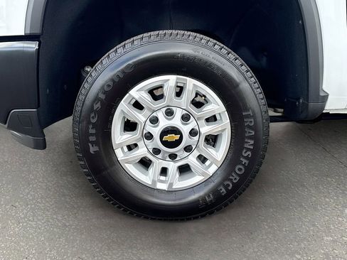 Used 2025 Chevrolet Silverado 3500 W/T AWD/4WD image 30