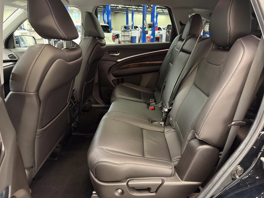 Used 2020 Acura MDX w/ Technology Package AWD/4WD image 18