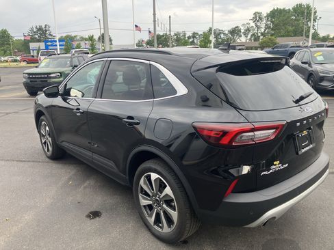Certified 2025 Ford Escape Platinum AWD/4WD image 5