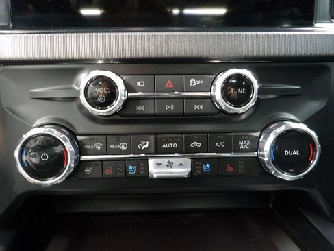 Used 2026 Ford F250 Platinum AWD/4WD image 60