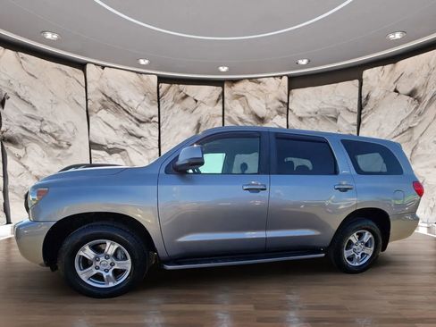 Used 2008 Toyota Sequoia SR5 image 5