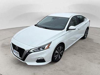 Certified 2022 Nissan Altima 2.5 SV