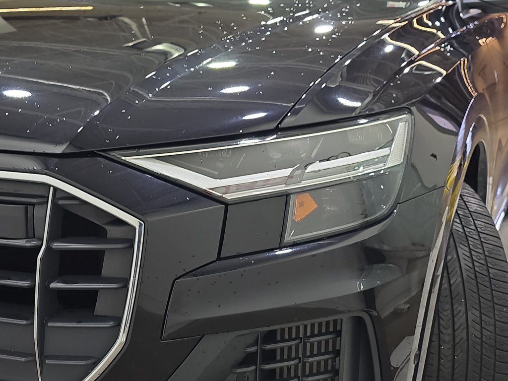 Used 2020 Audi Q8 Premium Plus AWD/4WD image 31