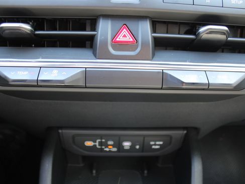 New 2026 Kia K4 EX FWD image 39