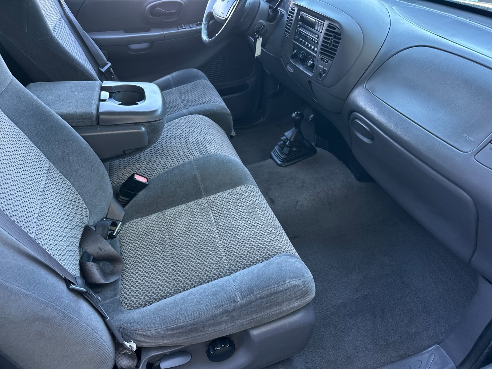 Used 2001 Ford F150 XLT AWD/4WD image 15