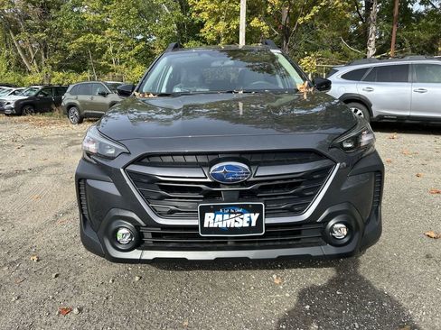 Certified 2025 Subaru Outback Premium AWD/4WD image 3