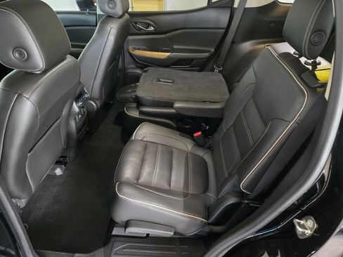 Certified 2018 GMC Acadia Denali w/ Technology Package AWD/4WD image 18