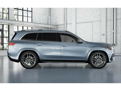 New 2026 Mercedes-Benz GLS 450 GLS 450 4D Sport Utility 4MATI image 3