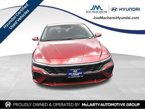 Used 2026 Hyundai Elantra SE FWD image 4