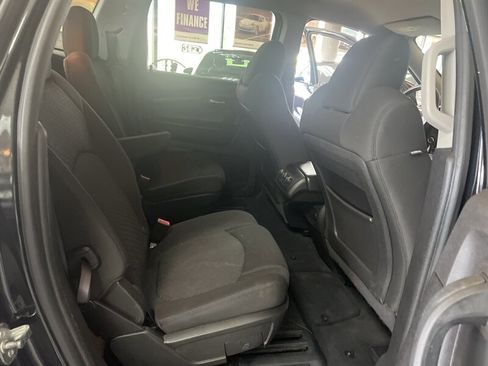 Used 2012 Chevrolet Traverse LT w/ All-Star Edition image 20