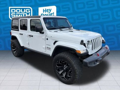 Certified 2019 Jeep Wrangler Unlimited Sahara AWD/4WD image 8
