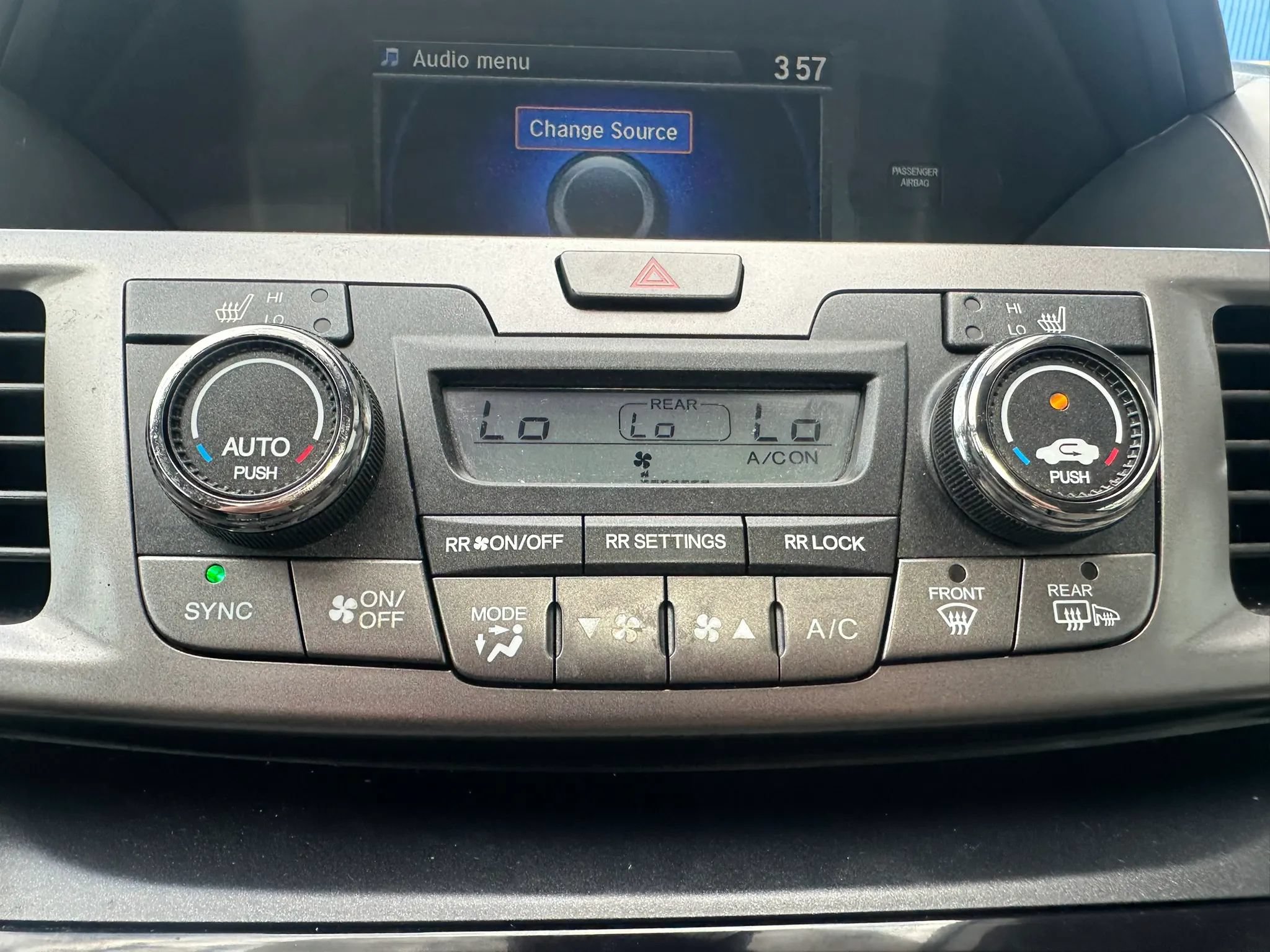 Used 2015 Honda Odyssey EX-L image 16