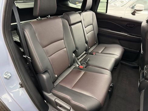 Used 2025 Honda Passport Black Edition image 26