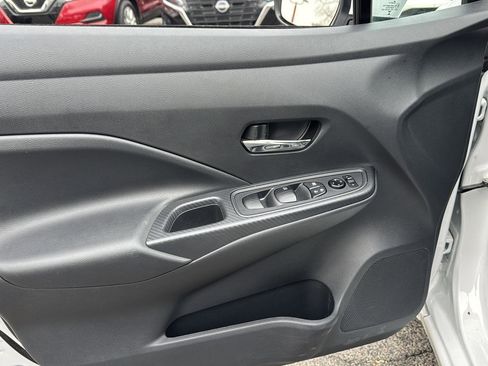 Used 2024 Nissan Versa SV w/ Trunk Package image 12