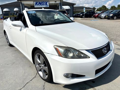 Used 2010 Lexus IS 250C image 3