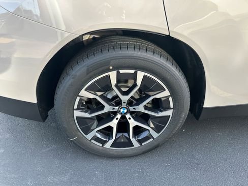 Used 2026 BMW X3 xDrive30 w/ Premium Package image 10