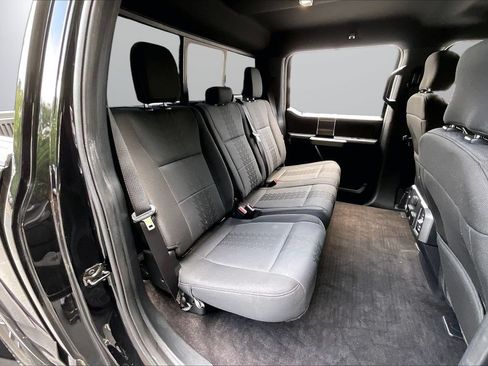 Used 2020 Ford F150 XLT w/ Equipment Group 302A Luxury AWD/4WD image 23
