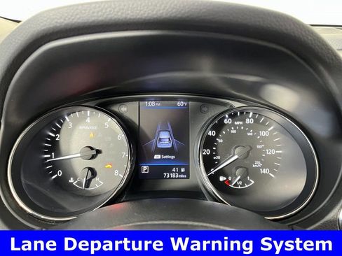 Used 2020 Nissan Rogue SV image 4