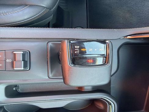 Used 2024 GMC Sierra 1500 AT4 w/ Technology Package image 34