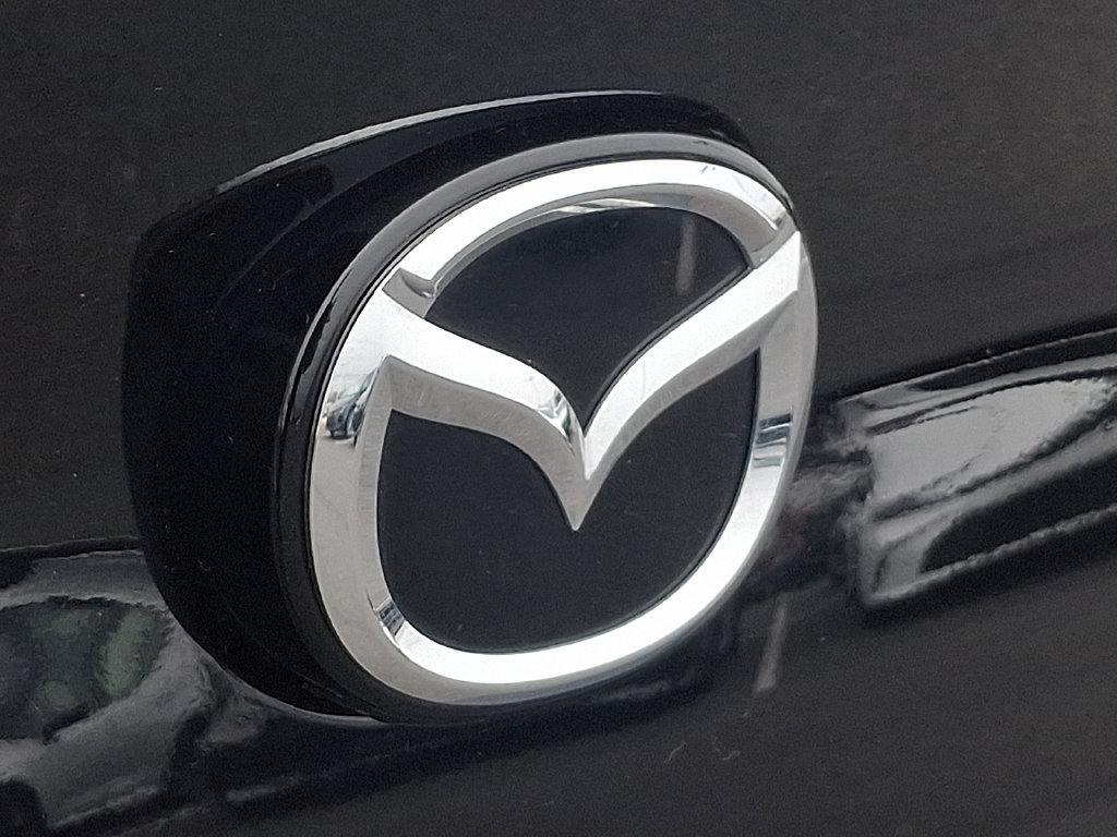 Used 2025 MAZDA MAZDA3 s FWD image 29