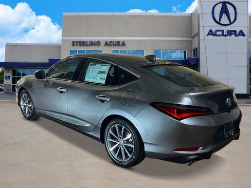 New 2025 Acura Integra image 3