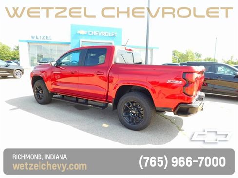 New 2025 Chevrolet Colorado Z71 w/ Midnight Edition image 9