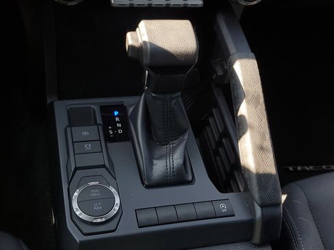 Used 2024 Toyota Tacoma SR5 RWD image 26
