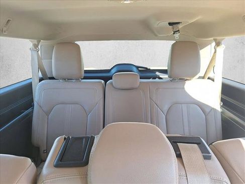 Used 2023 Ford Expedition Max Limited image 16