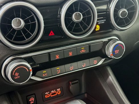 Used 2024 Nissan Sentra SV image 22