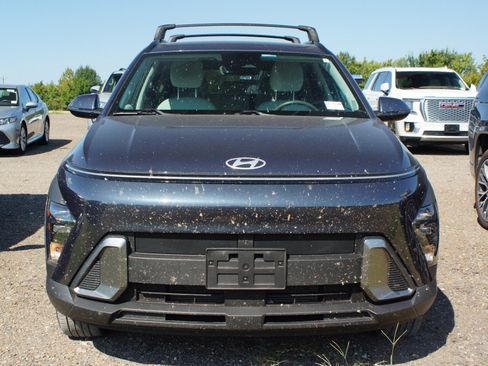 Used 2024 Hyundai Kona SEL w/ Convenience Package AWD/4WD image 2