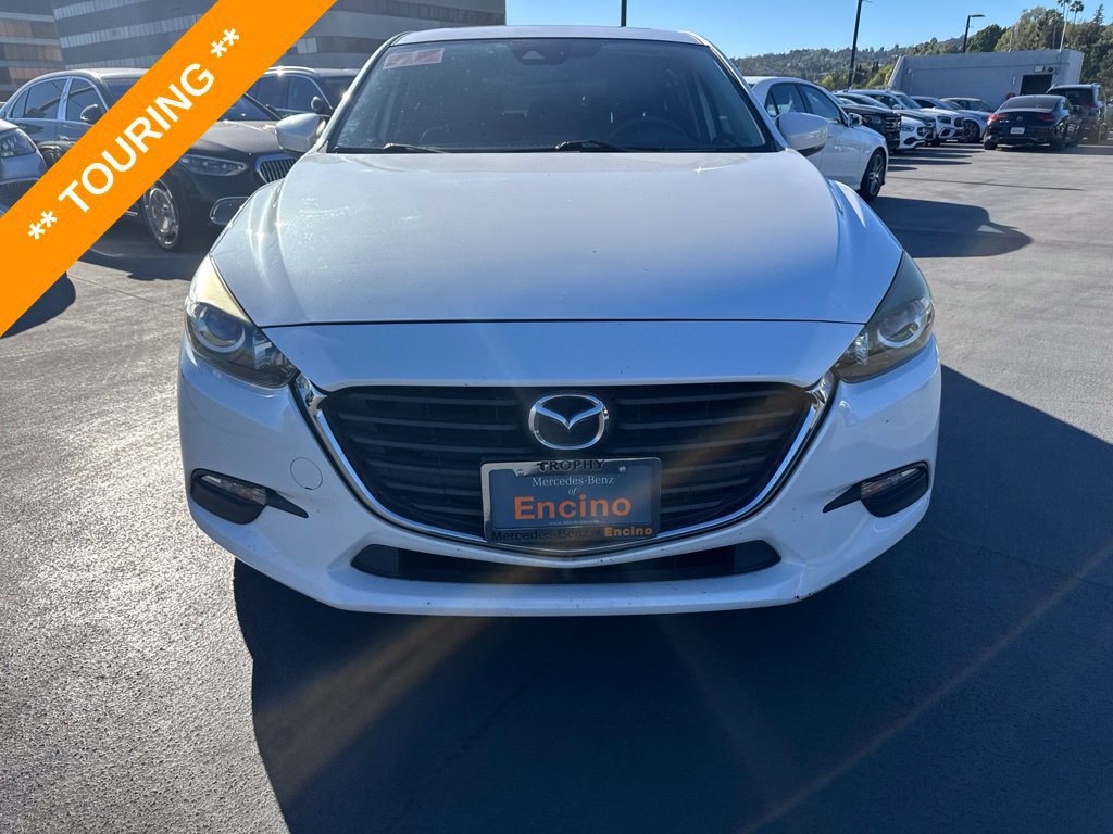 Used 2018 MAZDA MAZDA3 Touring FWD image 2