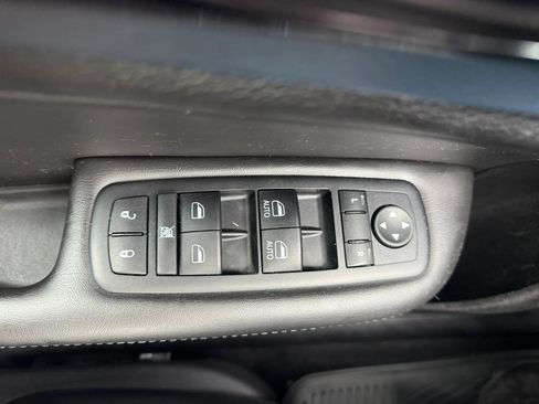 Used 2015 Chrysler 200 S w/ Navigation & Sound Group I AWD/4WD image 31