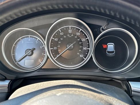 Used 2021 MAZDA CX-5 Touring image 25