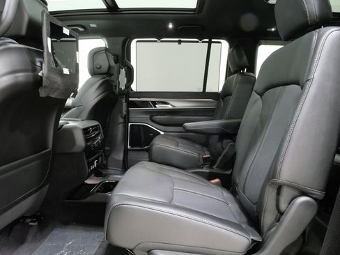 New 2026 Jeep Grand Wagoneer Limited AWD/4WD image 23
