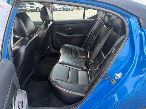 Used 2022 Nissan Sentra SR w/ SR Premium Package FWD image 25