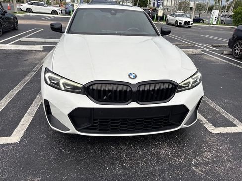 Used 2023 BMW 330i Sedan w/ M Sport Package RWD image 11