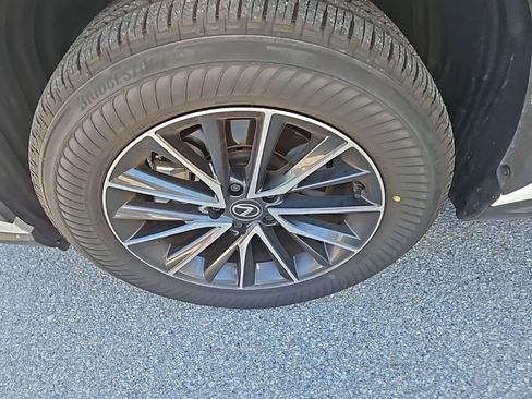 Used 2024 Lexus NX 250 FWD image 16
